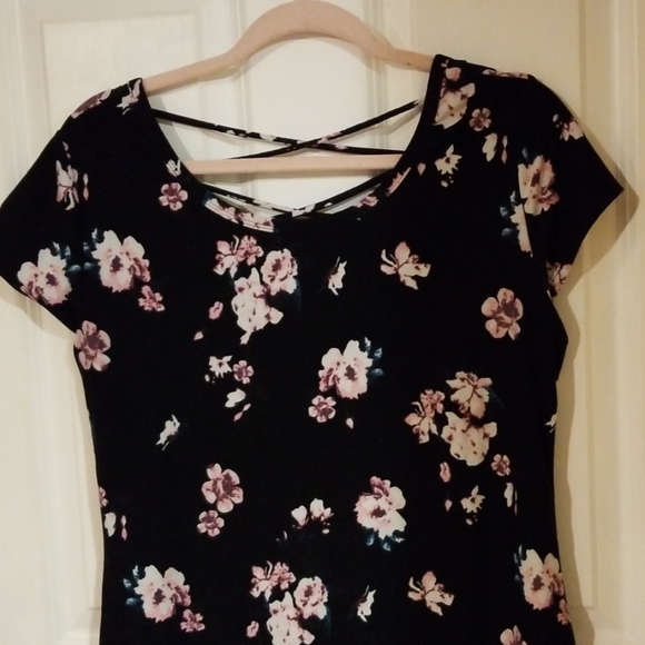 🌸Super Soft No Boundries Short Sleeve Dress - Picture 2 of 4